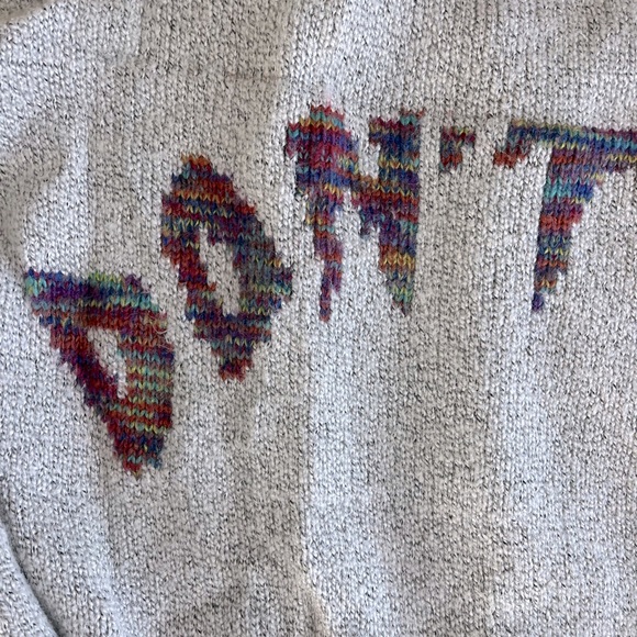 “DONT TRIP” Volcom Sweater - Picture 2 of 3